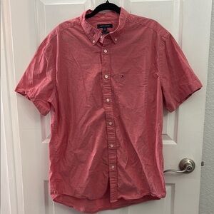 Tommy Hilfiger Classic Fit 100% Cotton Pink Short Sleeve Button Up Shirt